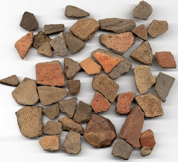 A collection of medieval potsherds from Thetford